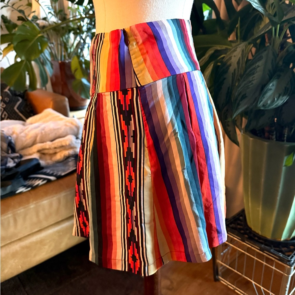 Silk Western print mini skirt - Picture 2 of 4